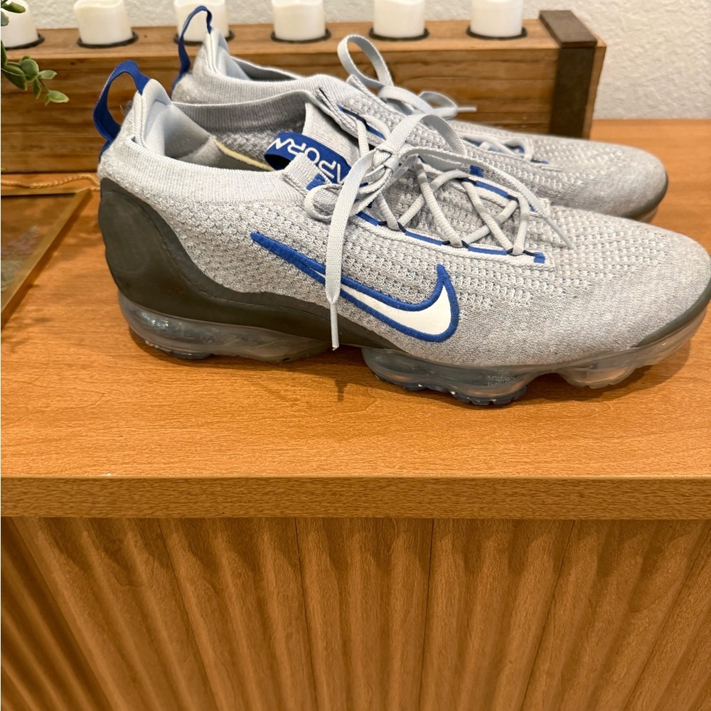 Men’s Nike Vapor Max Light Gray and Blue shoes